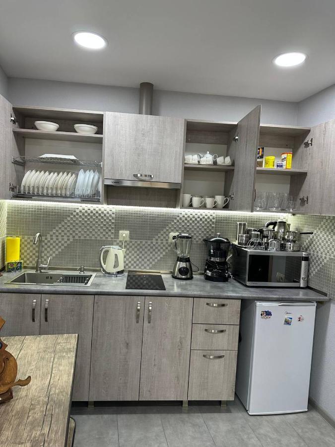 شقة تبليسي  في Family Apartament المظهر الخارجي الصورة
